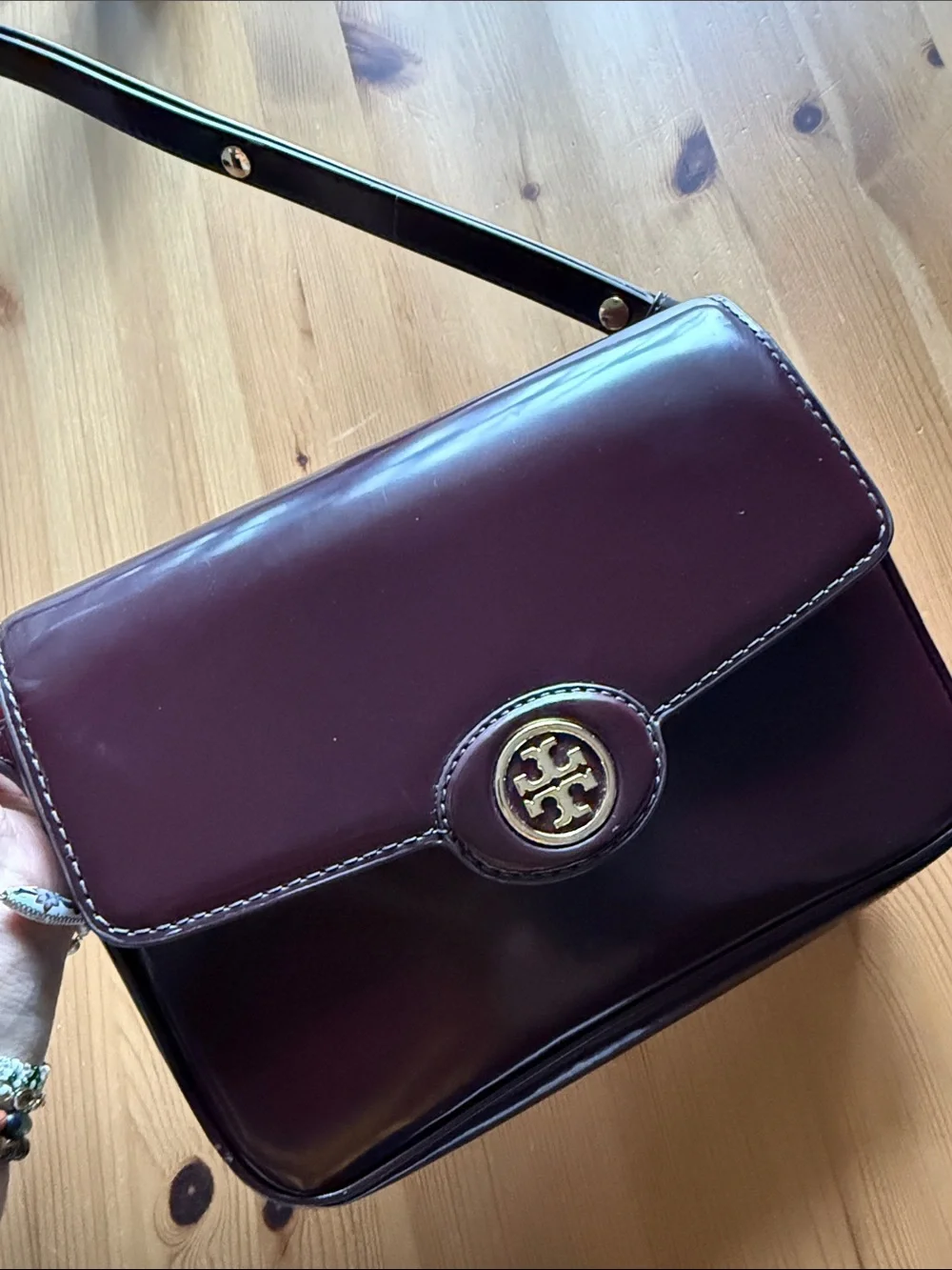 TORY BURCH Robinson Spazzolato Shoulder Bag, Tempranillo